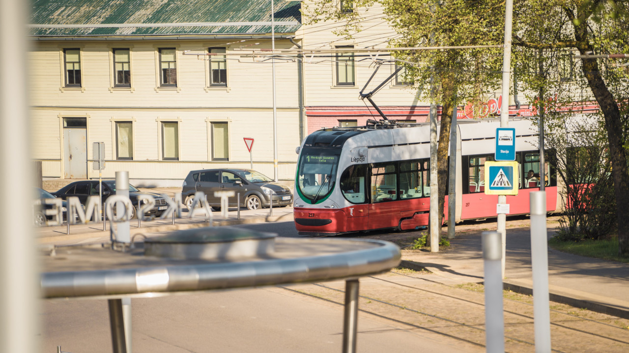 Pasažieri aicināti aizpildīt aptauju par sabiedrisko transportu