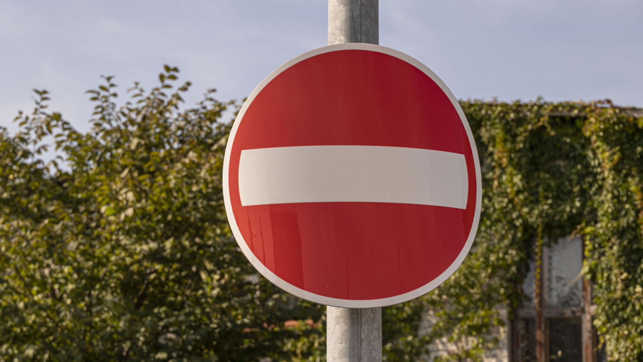 Divas dienas būs slēgta satiksme Pulvera ielas posmā
