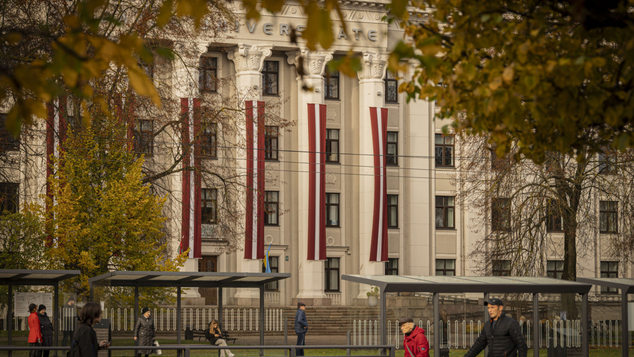 Valsts svētku laikā gaidāmas izmaiņas sabiedriskā transporta kustībā