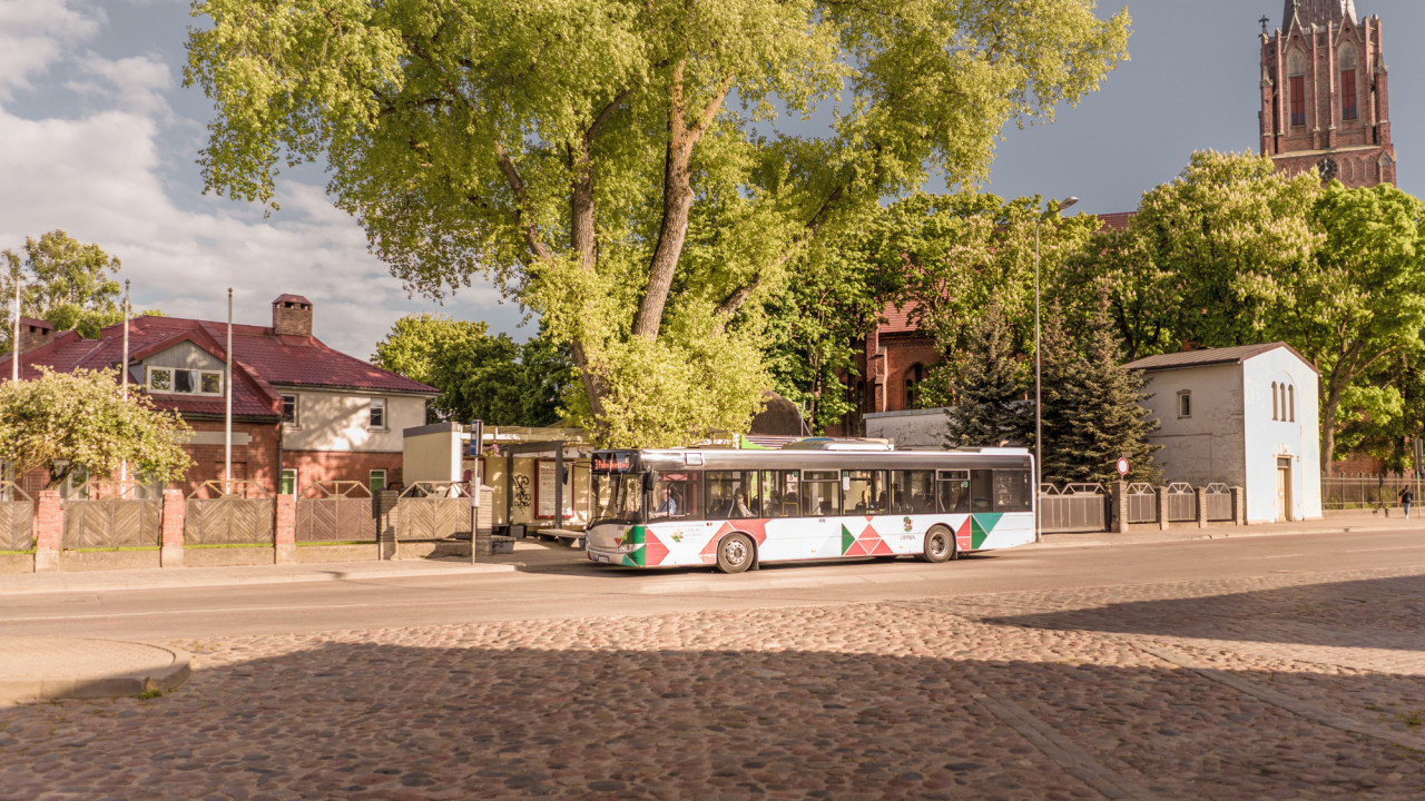 Karostas autobusu pieturvietu „O. Kalpaka tilts” nolemts pārdēvēt par „Lāčplēša dārzs”