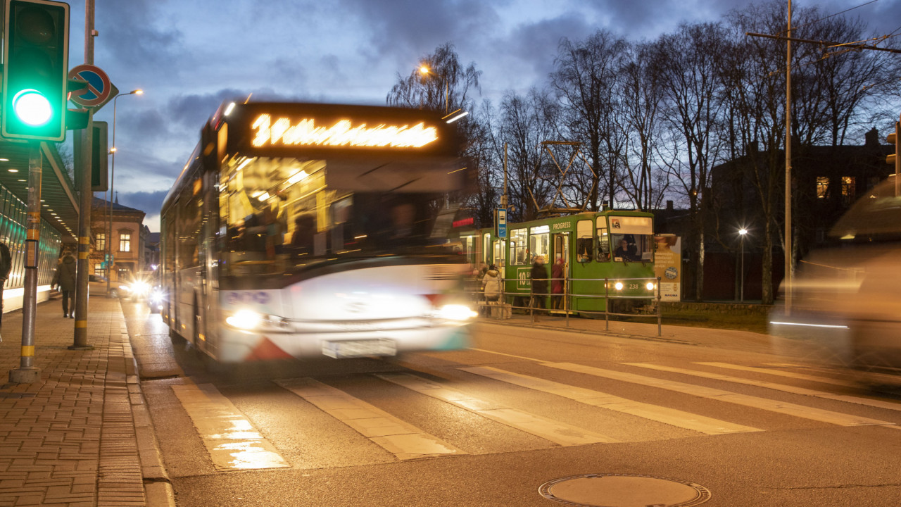 Sabiedriskā transporta izmaiņas „lokdauna” laikā