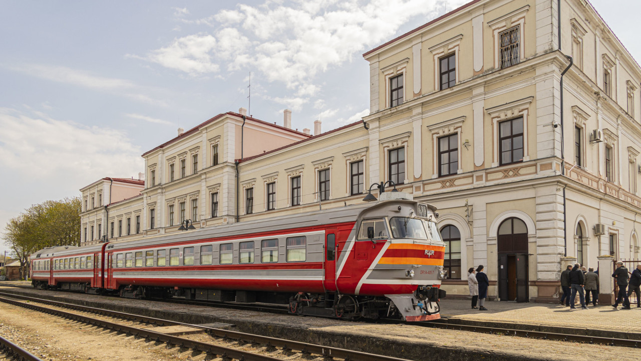 Rīgas vilciena kursēšanas laikam tiks pieskaņoti sabiedriskā transporta reisi